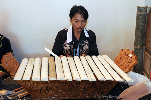wood kulintangan800 The GM