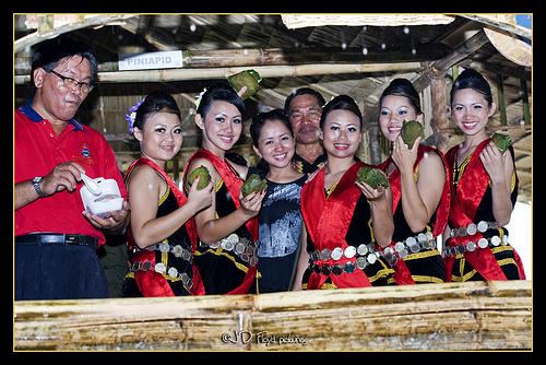 ladies with linopot800 +man frame