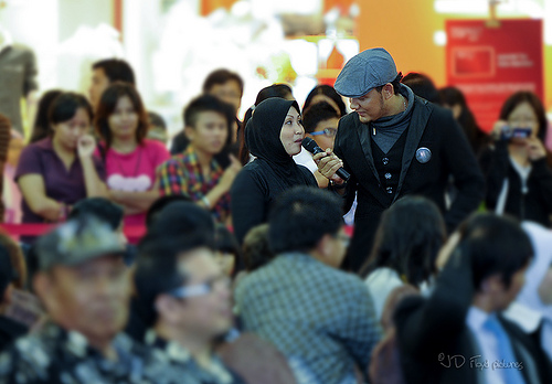 eby interview800 zoom